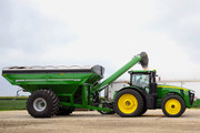 grain cart, grain carts, single auger, corner auger, forward auger, auger wagon, auger cart, auger wagons, auger carts, chaser bin, grain handling equipment, grain handling, hopper wagon, hopper wagons, 1000 bushel, 1100 bushel